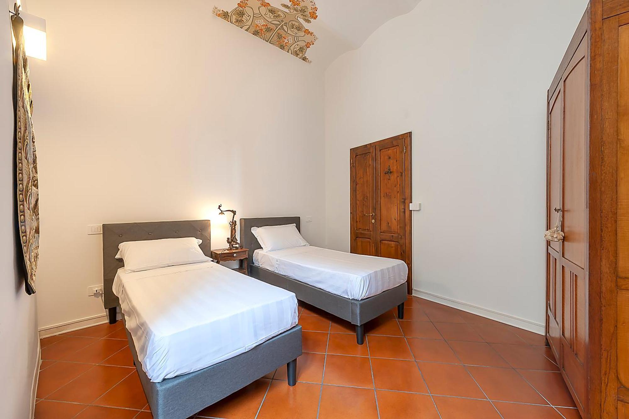 Appartement La Loggia Di Portica Residenza Storica Nel Centro Di Assise Extérieur photo