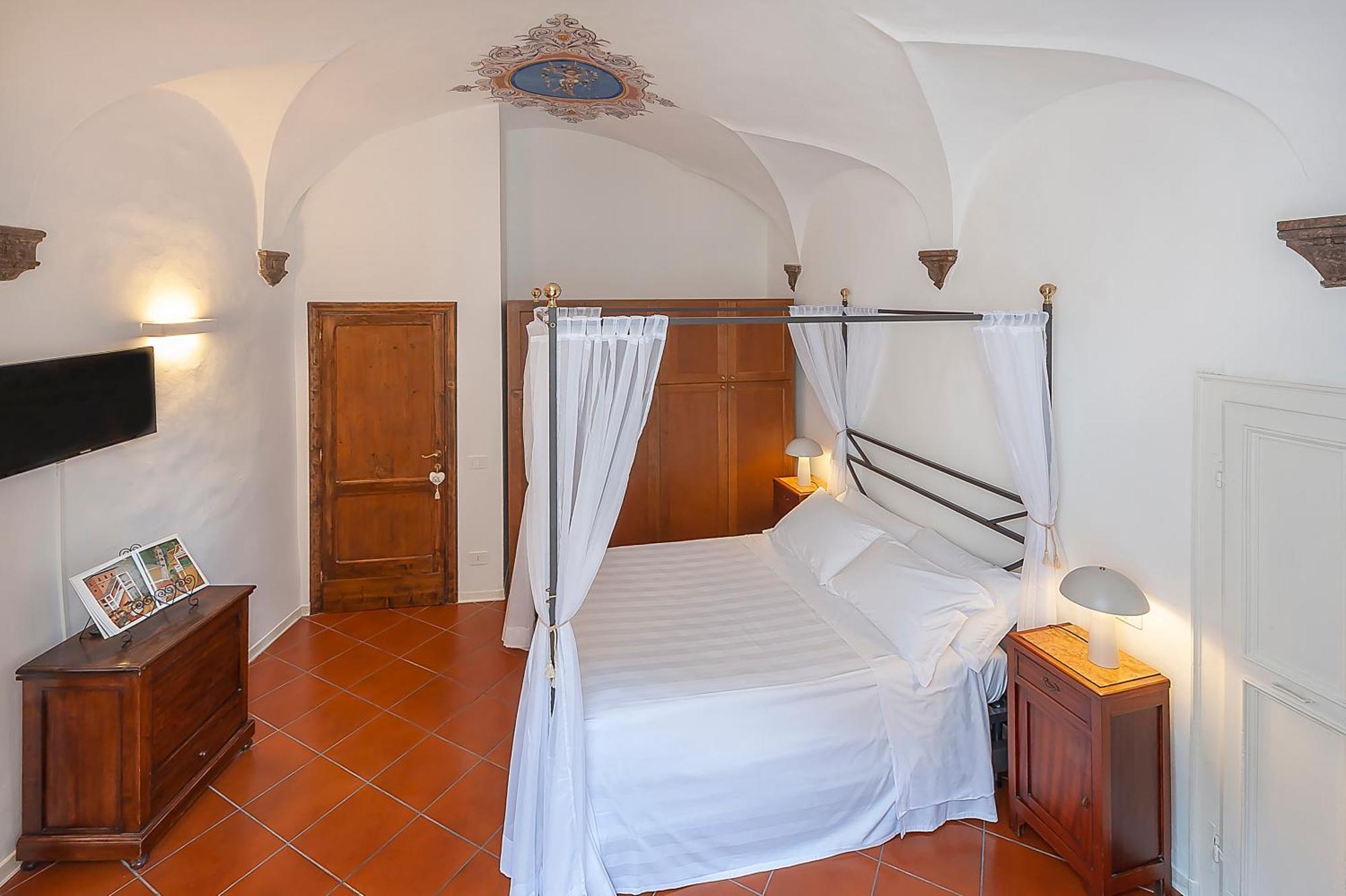 Appartement La Loggia Di Portica Residenza Storica Nel Centro Di Assise Extérieur photo