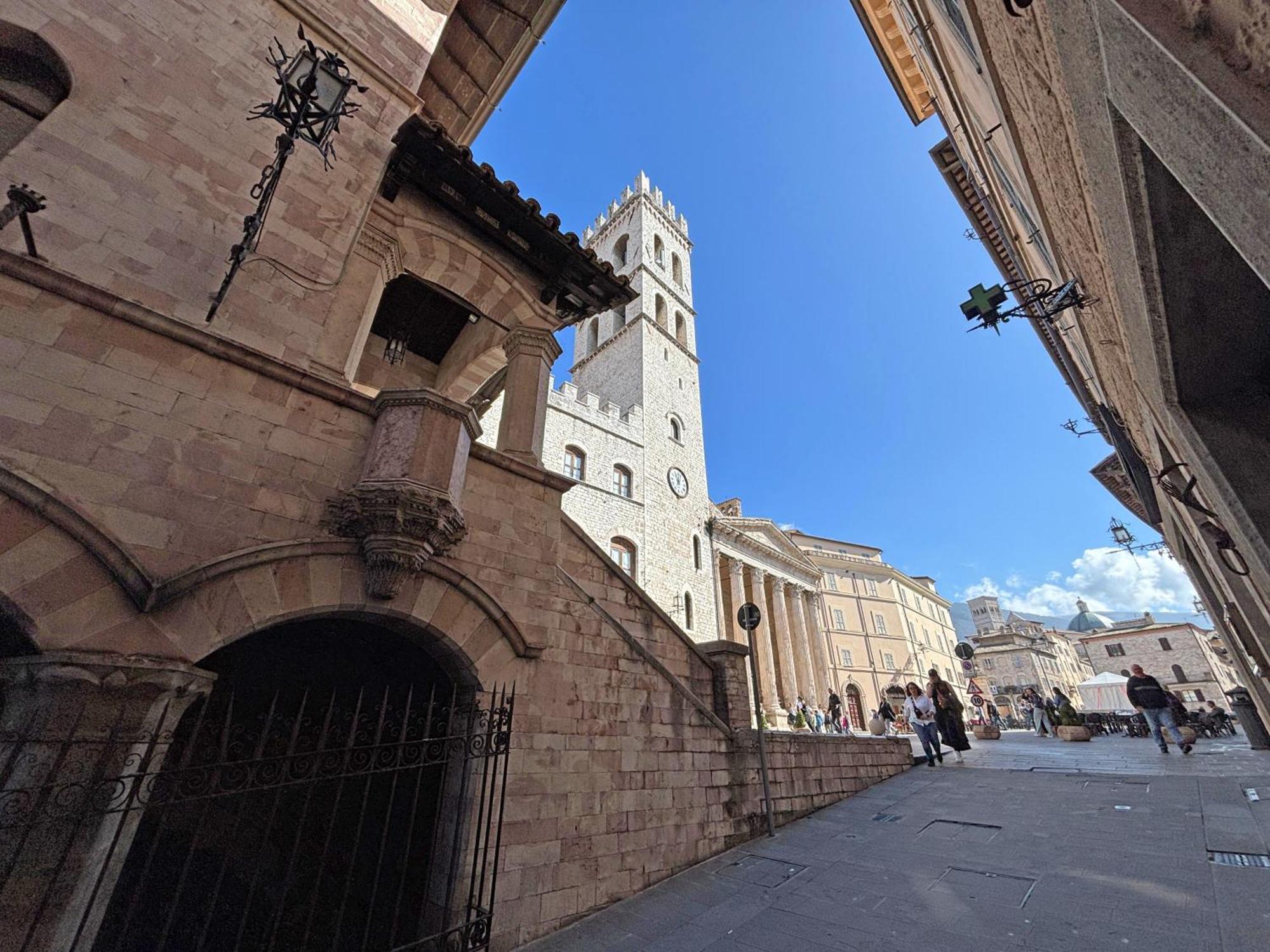 Appartement La Loggia Di Portica Residenza Storica Nel Centro Di Assise Extérieur photo